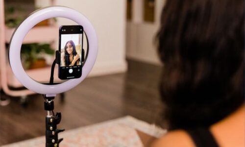 Koja dodatna oprema ti stvarno treba za snimanje telefonom? ring light