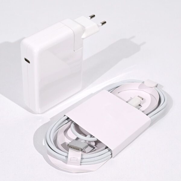 Punjač za MacBook 140W Type C sa C-C kablom - Slika 1