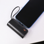 Power bank prenosiva baterija privezak 5000mAh fast lightning crna - Slika 3