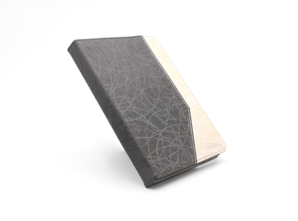 torbica-teracell-folioshine-za-tablet-7-univerzalna-crna.png Torbica Teracell FolioShine za tablet 7" univerzalna crna - Slika 1