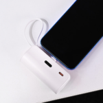 Power bank prenosiva baterija privezak 5000mAh 15W Type C bela - Slika 4
